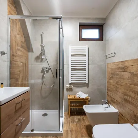 Apartment Ornak 7 *