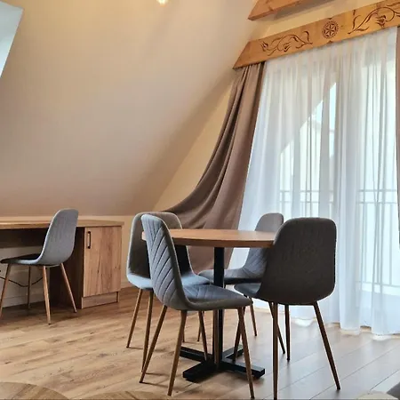 Ornak 7 Apartment